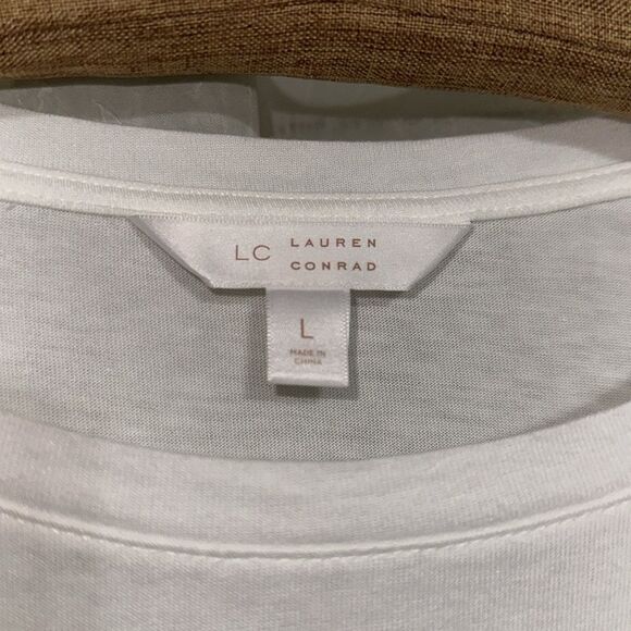 LC L Boxy Fit Crew Short Sleeve Ruffle Trim Crop Top - Picture 6 of 10